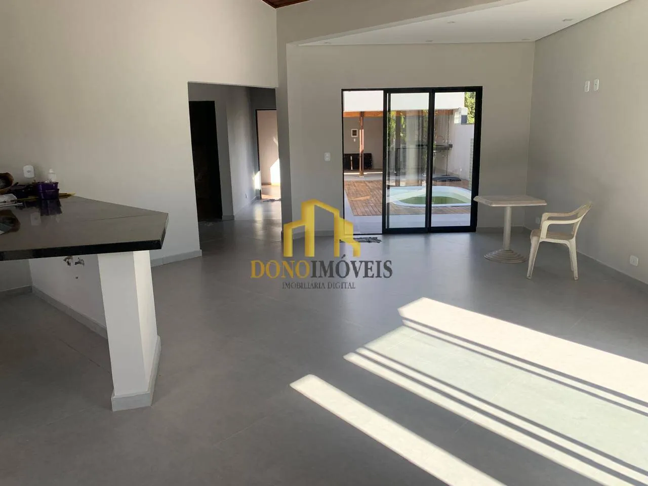 Imagem Casa recém reformada | condomínio ecopark lagos | mogi das cruzes