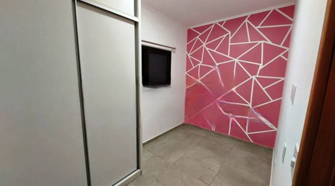 Imagem VENDO LINDA CASA NA AVENIDA CUPECÊ!