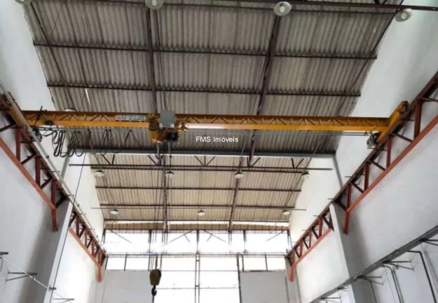 Imagem Galpão com 2000m2 terreno de 5000m2 em Mairinque/SP.