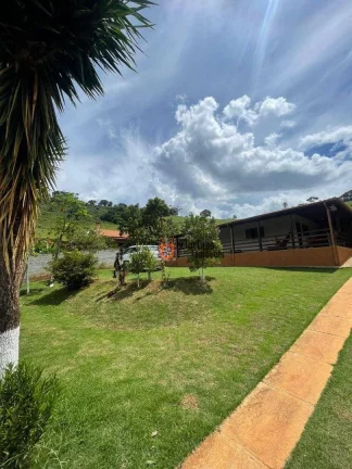 Imagem Chácara com 3 dormitórios à venda, 1013 m² por R$ 650.000,00 - Camanducaia - Camanducaia/MG