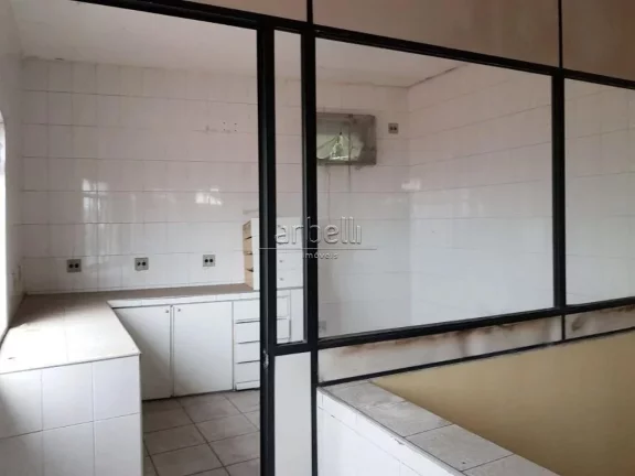 Imagem Sobrado com 400 metros quadrados de área construida, distribuído da seguinte forma: Piso térreo: ...
