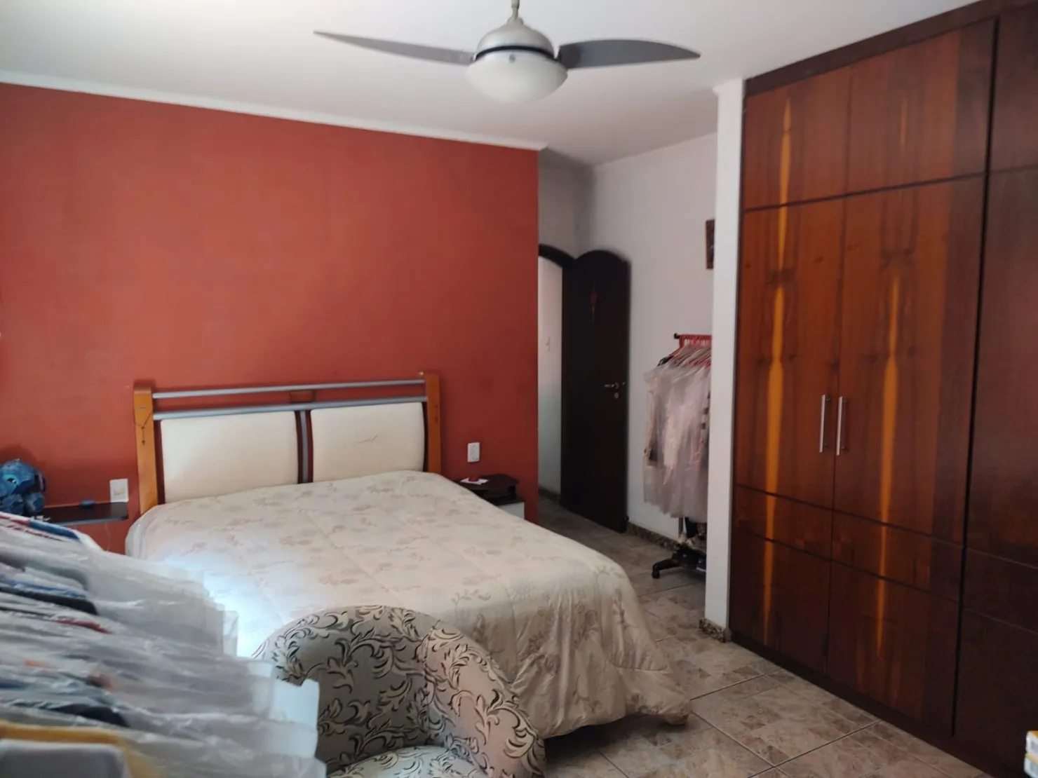 Imagem Casa à venda 3 Quartos, 2 Suites, 3 Vagas, 250M², Vila São Geraldo, Taubaté - SP