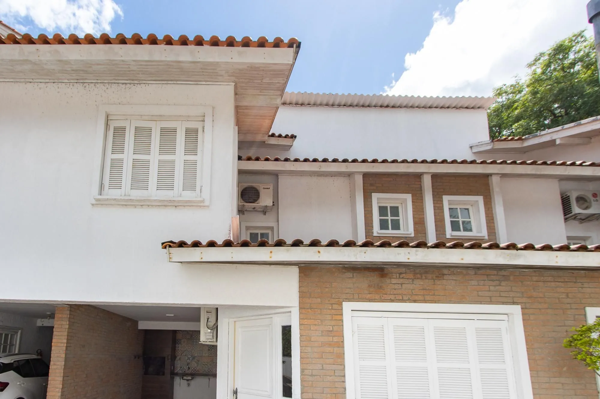 Imagem Casa em condomínio, 3 dormitórios (1 suite) 2 vagas - Jardim Isabel