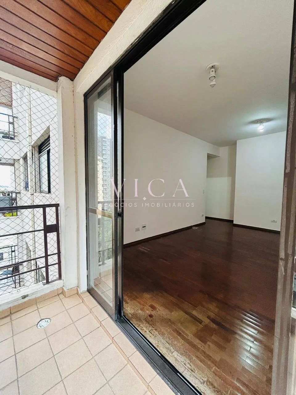 Imagem Apartamento 82m² 3 dormitórios a venda por R$ 738.000,00 - Alphaville/SP