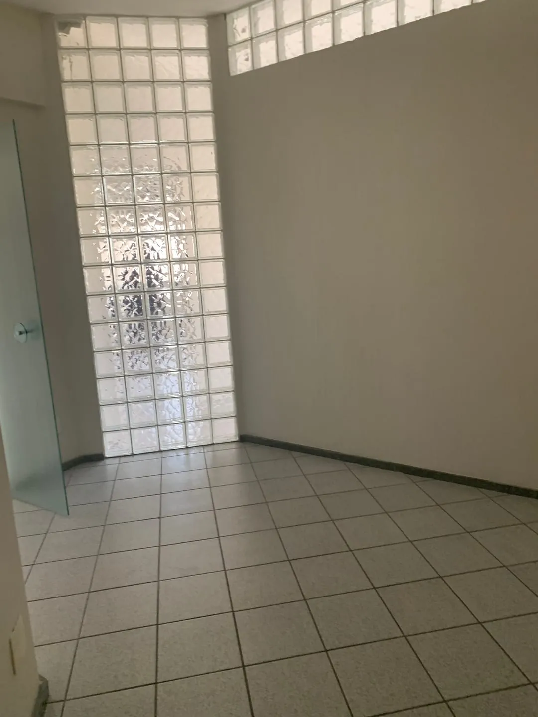 Imagem Comercial à venda 40M², Centro, Pindamonhangaba - SP | Condomínio Edifício Antônio cozzi