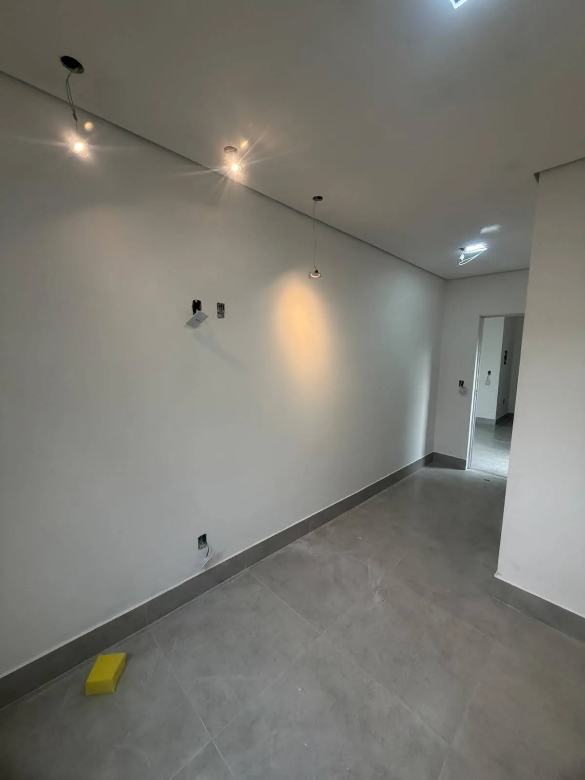 Imagem Casa Moderna Com 1 Quarto e 1 Suíte Bairro Real Parque