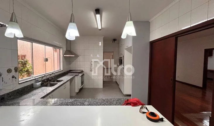 Imagem Casa com 4 dormitórios à venda, 450 m² por R$ 2.400.000,00 - Pinheirinho - Itajubá/MG