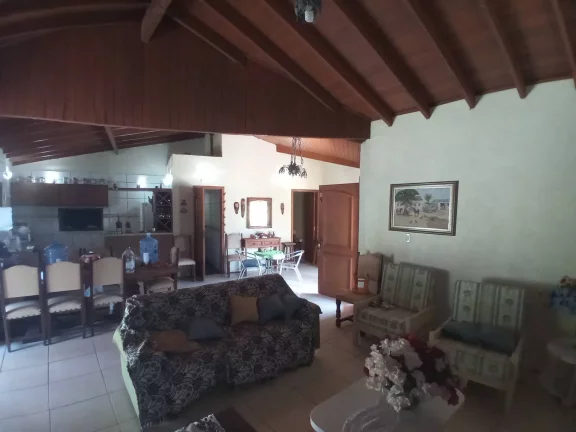 Imagem EXCELENTE!!! Sítio com 9Ha., Casa, Galpão animais, Piscina, em Águas Claras