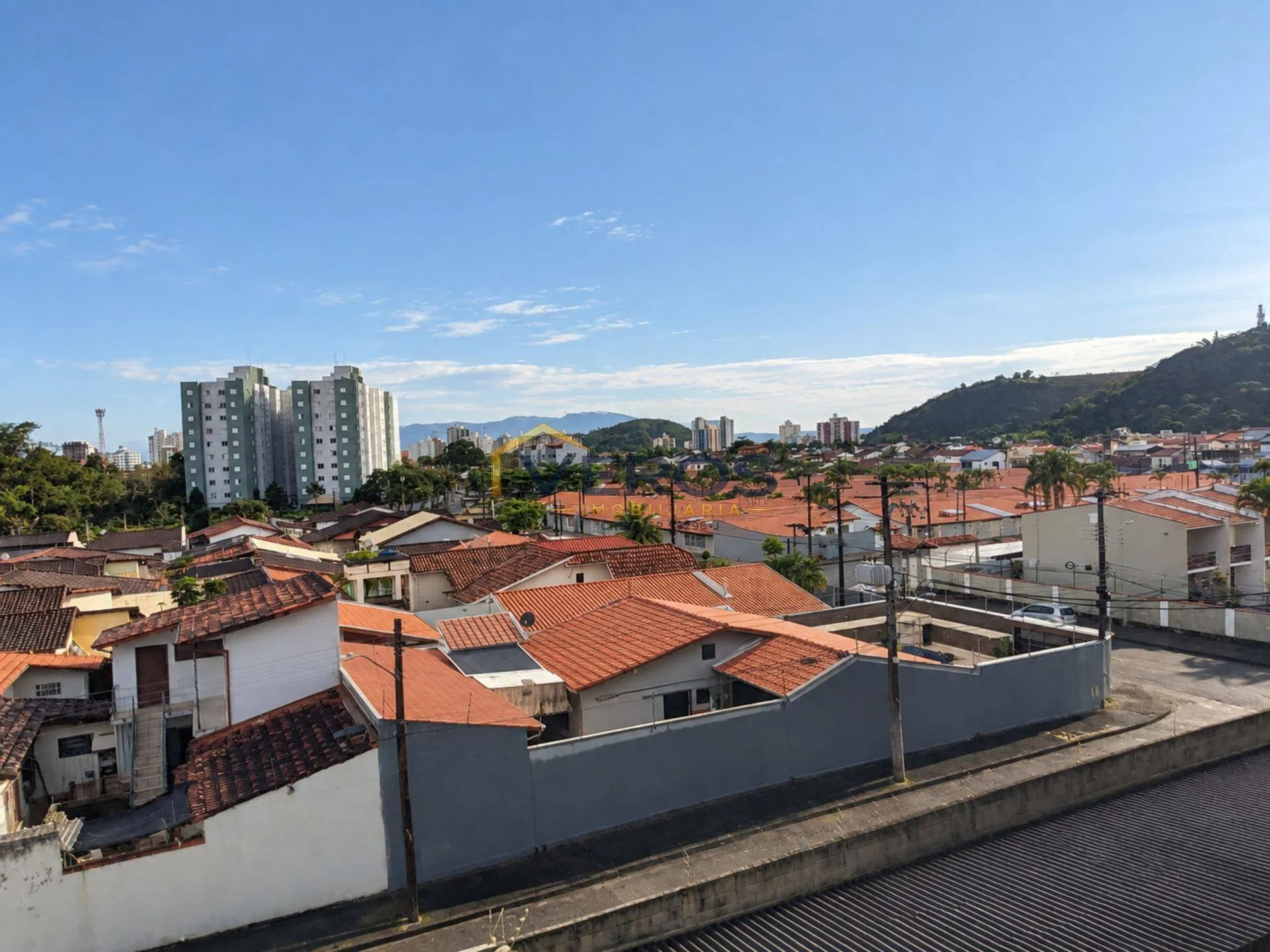 Imagem Apartamento com 2 quartos e 2 banheiros a venda na Martim de Sá em Caraguá