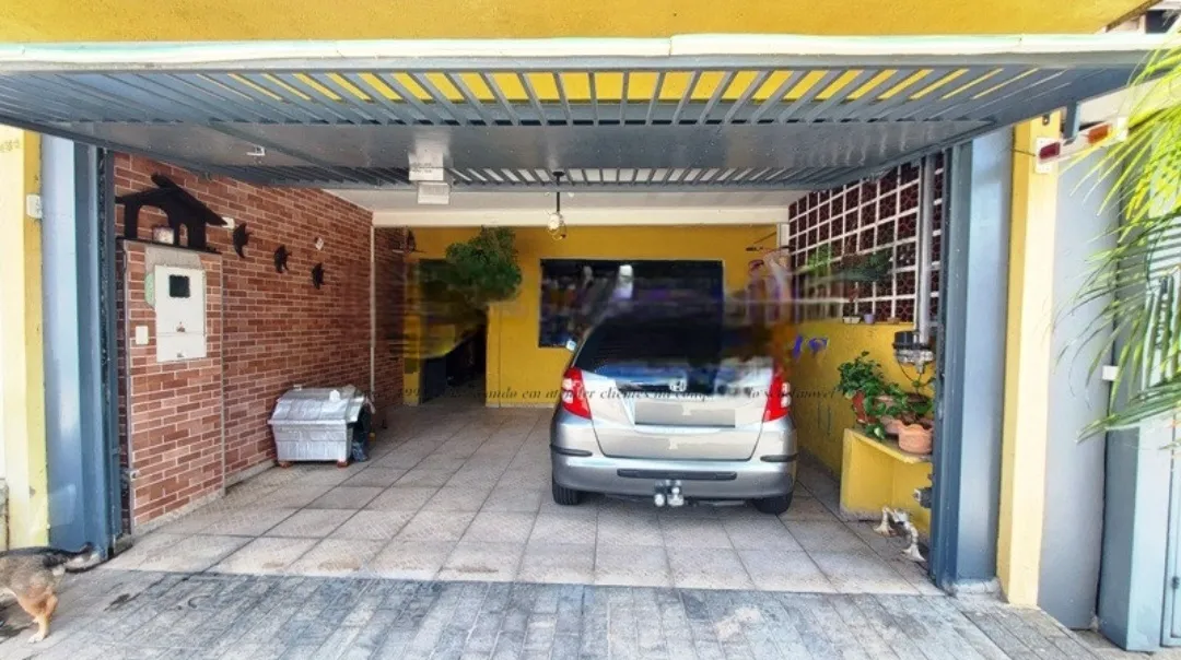 Imagem VENDO EXCELENTE SOBRADO NA AVENIDA CUPECÊ!