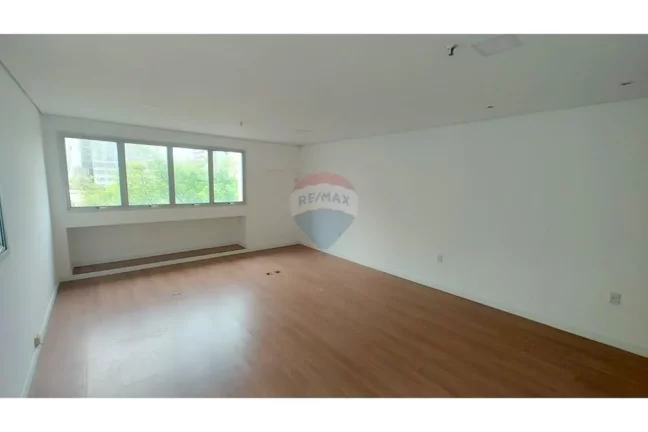 Imagem Sala comercial com 42m² 1 vaga na Vila Olímpia