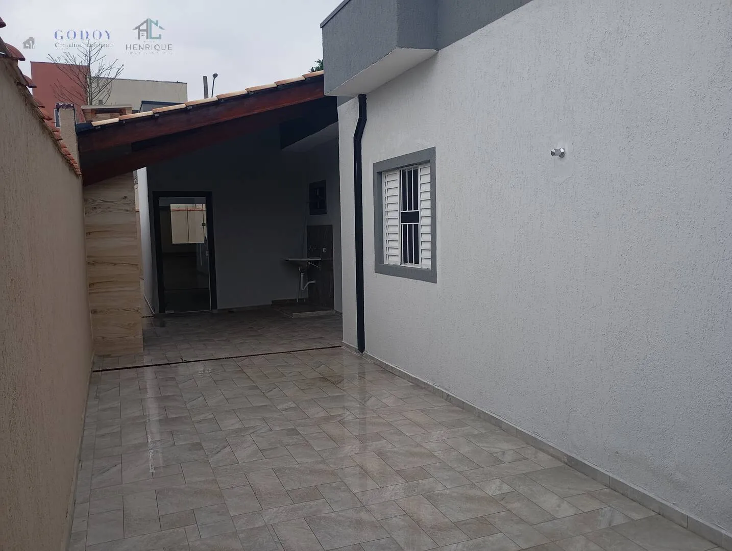 Imagem Qualidade de Vida: Casa com 3 Quartos e Espaço para Lazer