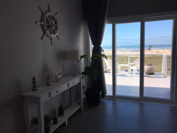 Imagem Casa com 5 Quartos à Venda, 120 m² em Capão Novo - Capão da Canoa