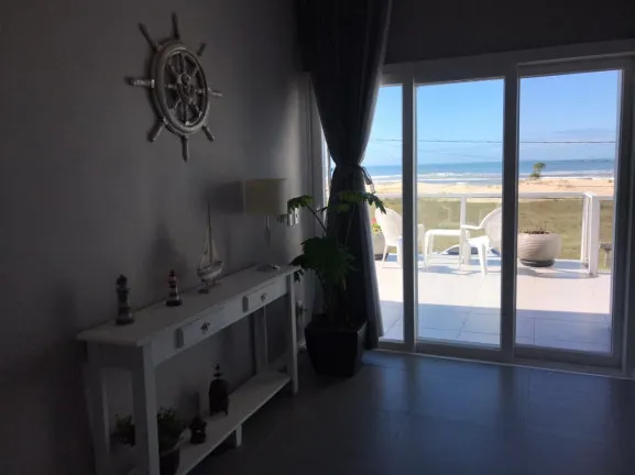 Imagem Casa com 5 Quartos à Venda, 120 m² em Capão Novo - Capão da Canoa