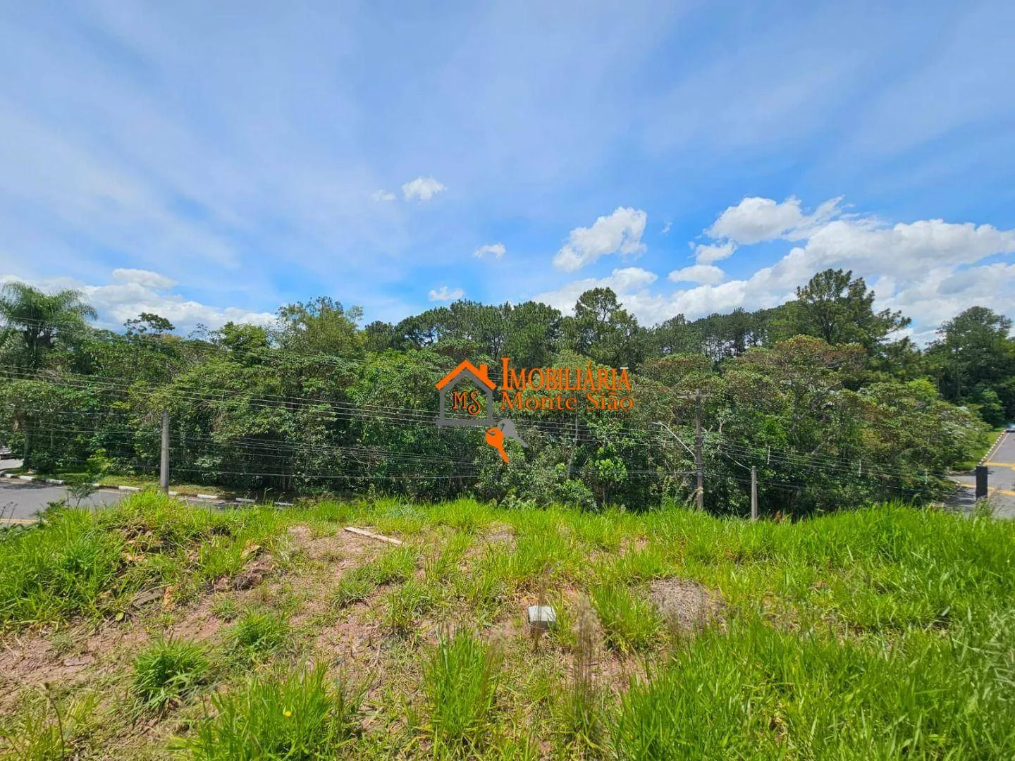 Imagem Terreno à venda, 367 m² por R$ 1.468.000,00 - Caputera - Arujá/SP