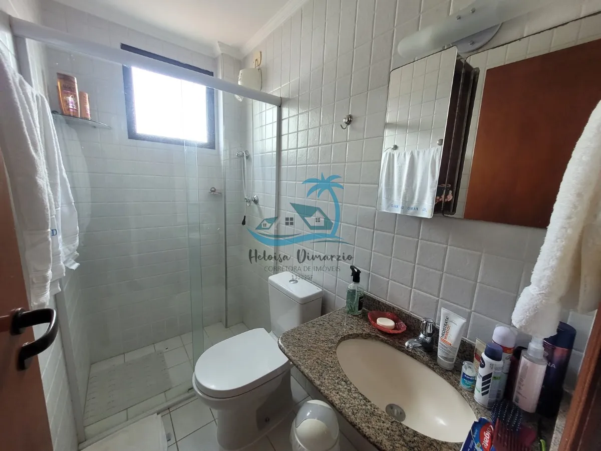 Imagem Lindo apartamento com 2 dormitórios a venda a 250 metros da orla de Itaguá em Ubatuba.