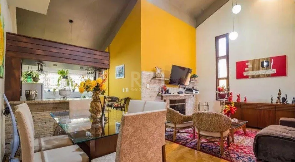 Imagem Casa para Venda - 294.4m², 4 dormitórios, sendo 2 suites, 2 vagas - Nonoai