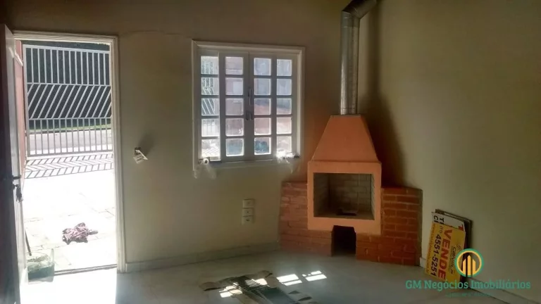 Imagem Casa de condomínio com 3 dormitórios, varanda e quintal centro de Cotia
