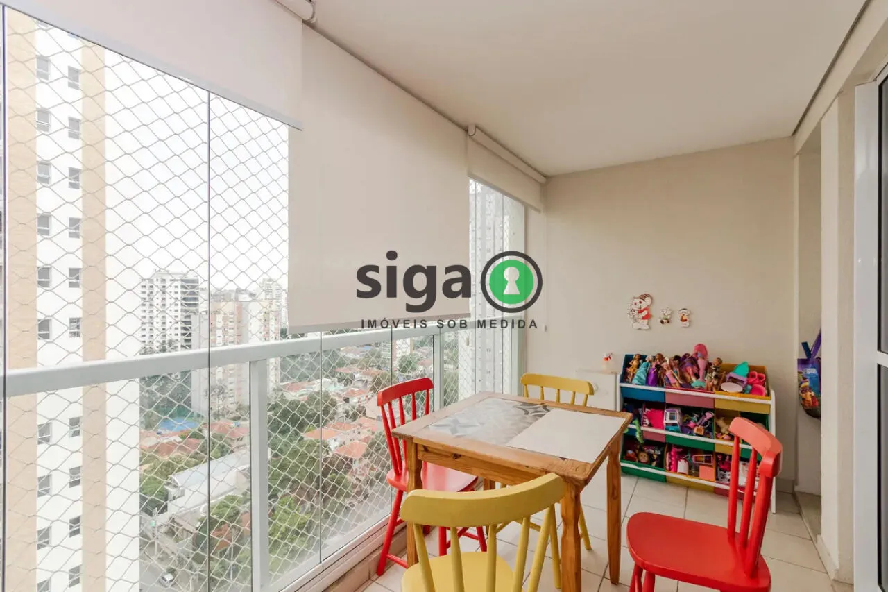 Imagem Apartamento com Varanda e 2 Vagas no Melhor do Campo Belo.