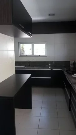 Imagem CASA NO CONDOMÍNIO VILLA DE SEVILHA - FLORES