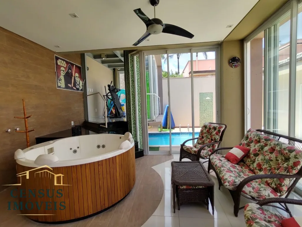 Foto do imóvel: Casa de luxo em condomínio exclusivo em Vinhedo-SP: 3 quartos, 3 suítes, 3 salas, 6 banheiros, 5 vagas, 408 m². Venha conferir! em Condomínio Alpes de Vinhedo