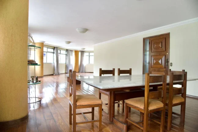 Imagem Apartamento à Venda em Lourdes | Em Frente à Praça da Assembleia |4 Quartos