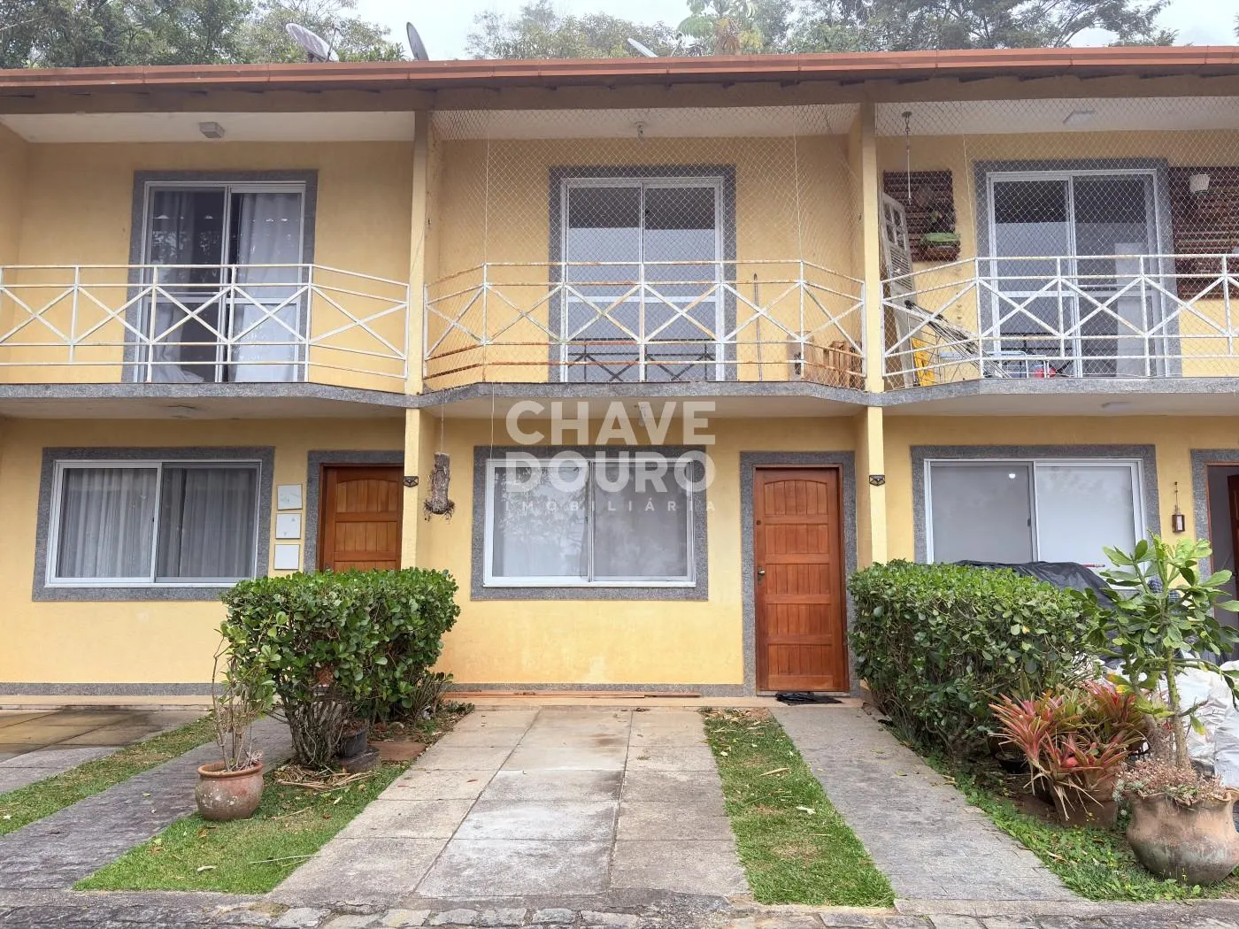 Foto do imóvel Casa em condomínio com 3 quartos próximo a Faculdade FESO! em Cascata dos Amores, Teresópolis - RJ