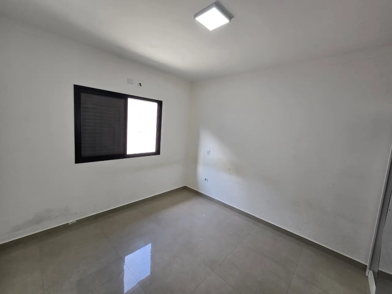 Imagem Casa para Venda em Peruíbe, Parque Balneário Oasis, 3 dormitórios, 1 suíte, 2 banheiros, 2 vagas