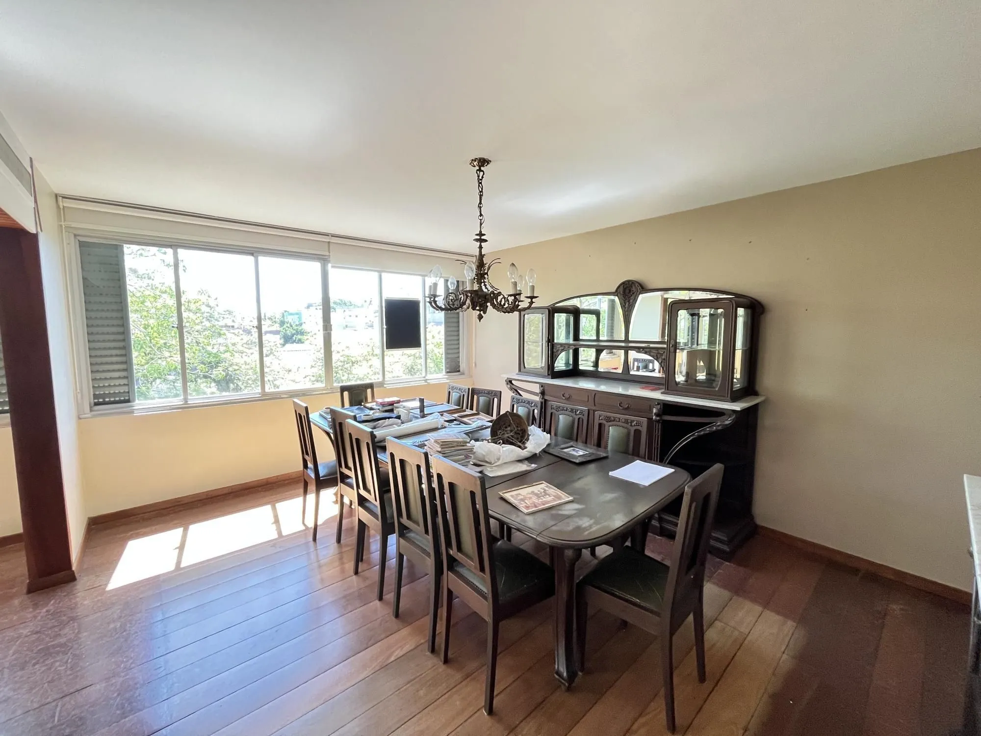 Imagem Apartamento de 3 quartos, suíte e 2 vagas de garagem no bairro Auxiliadora POA