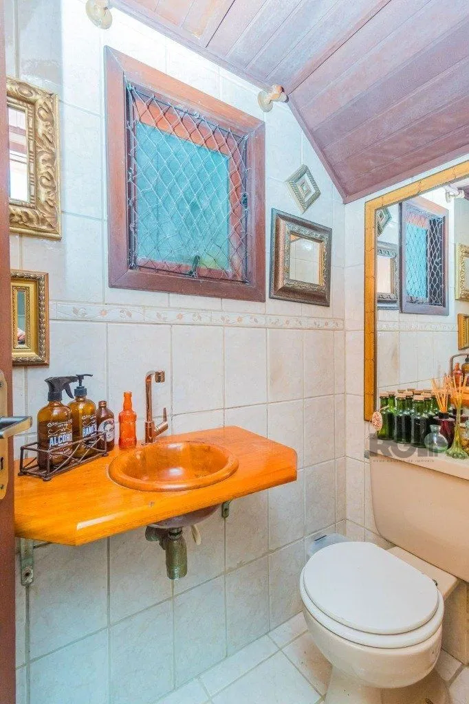 Imagem Casa em Condomínio 199m² - 3 dormitórios, 2 vagas no bairro Nonoai