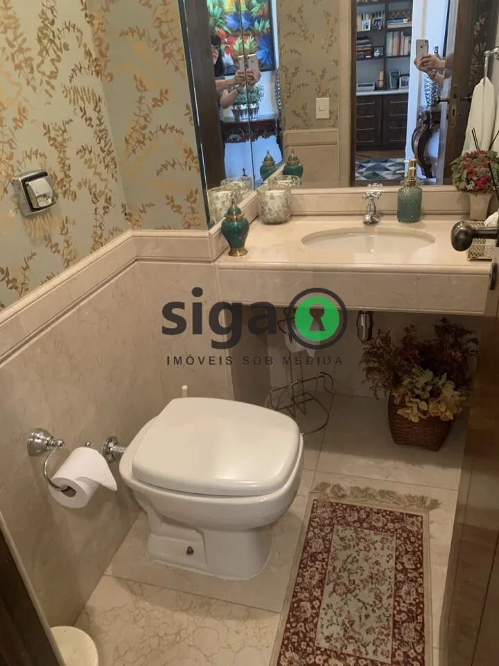 Imagem VENDE na Vila Andrade (Região do Morumbi) Apartamento com 4 Suítes, 4 vagas Fixas + Depósito
