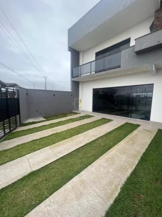 Imagem Sobrado com piscina para venda em Guaratuba(Coroados), 600m do mar!