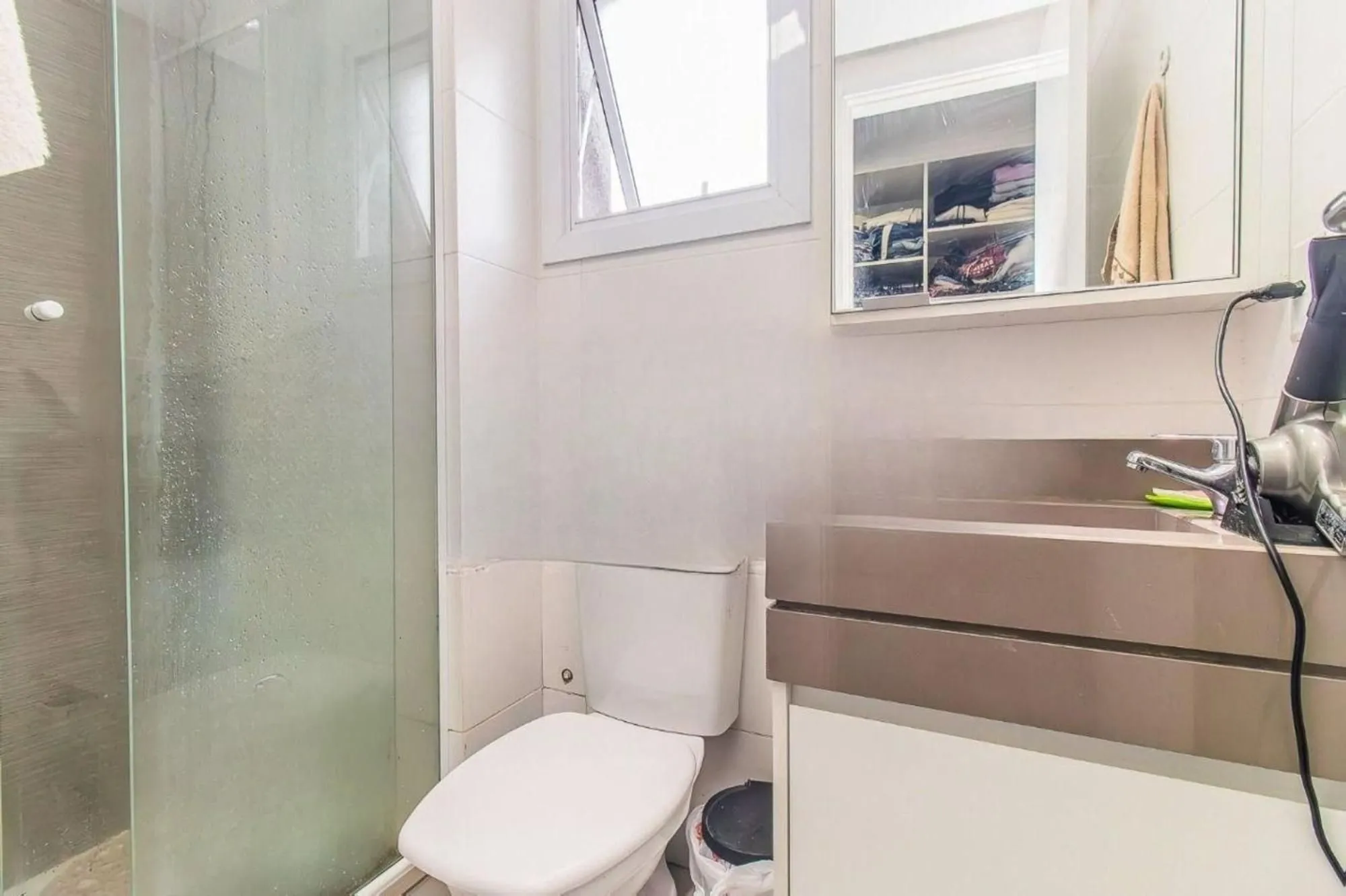 Imagem Apartamento com 83m² e 2 dormitórios, 2 suítes, 3 vagas no bairro Petrópolis