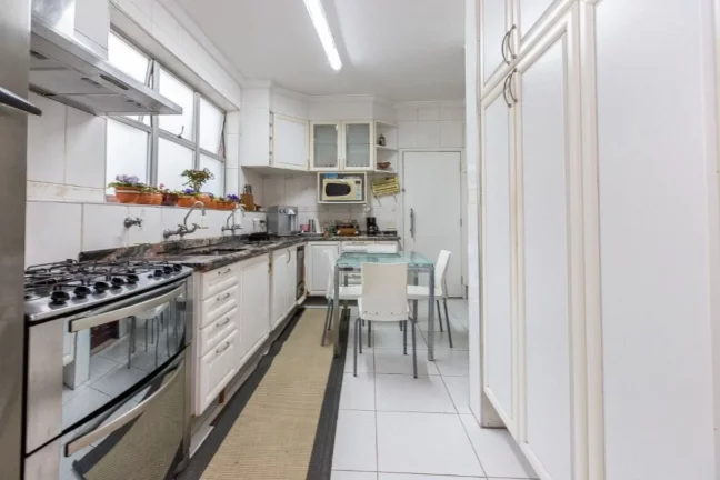 Imagem Apartamento a venda de 175m² com 3 dormitórios, 1 vaga no Jardim Paulista.