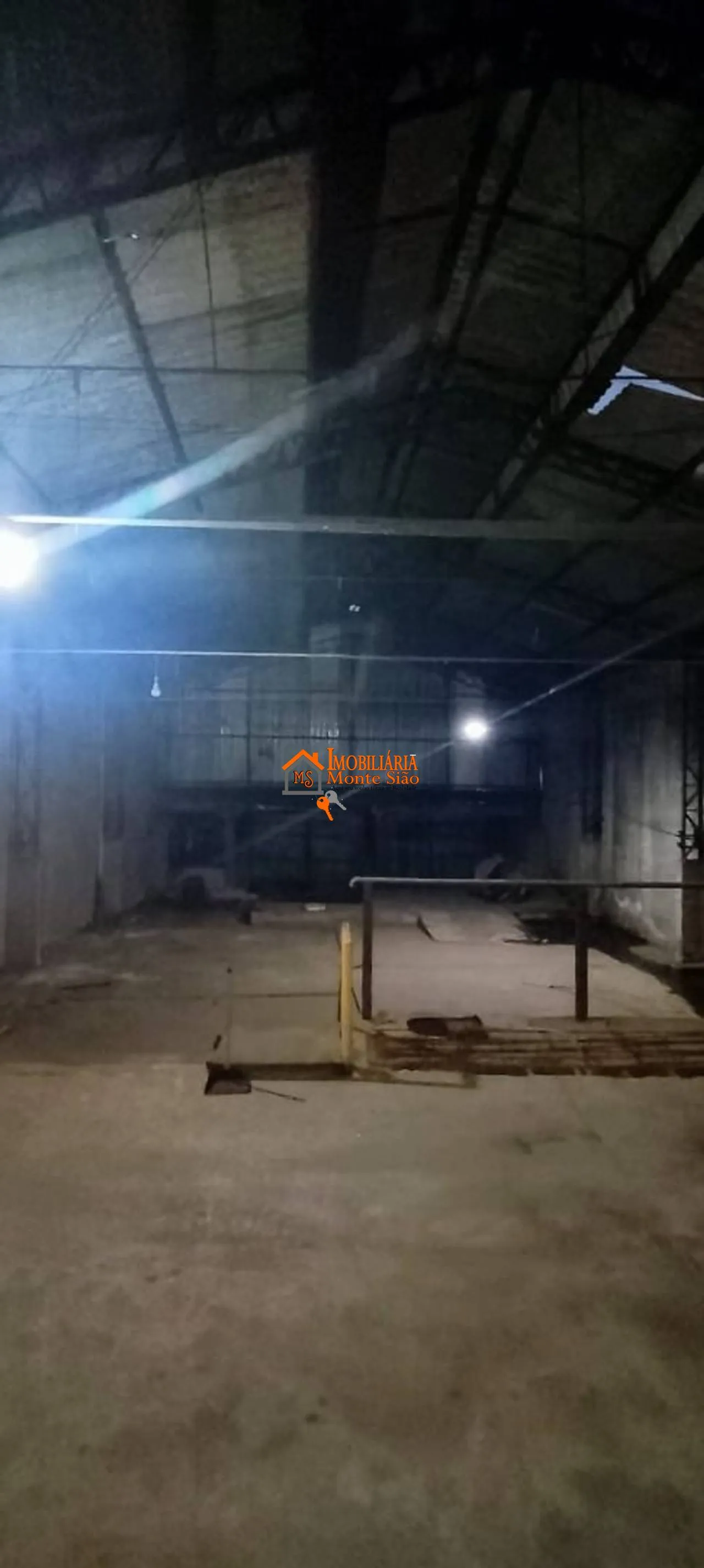 Imagem Galpão à venda, 1000 m² por R$ 2.450.000,00 - Vila São Rafael - Guarulhos/SP