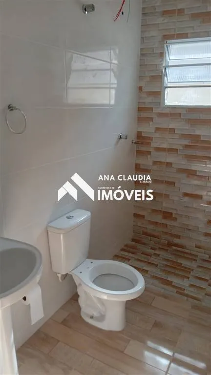 Imagem Casa a venda na cidade itanhaem