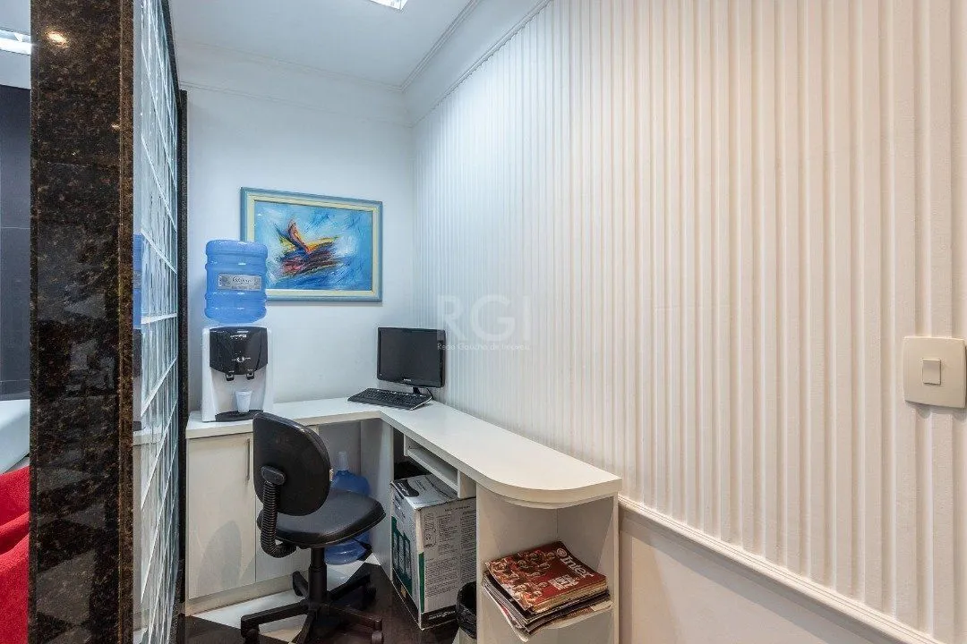 Imagem Cobertura Comercial para Venda - 101m², 0 dormitórios, Praia de Belas