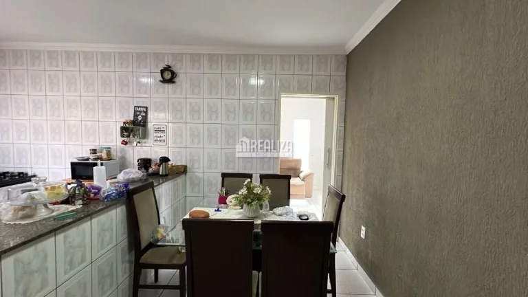 Imagem Casa à venda no Jardim Maracanã, Uberaba - 3 dormitórios, suíte, 2 garagens