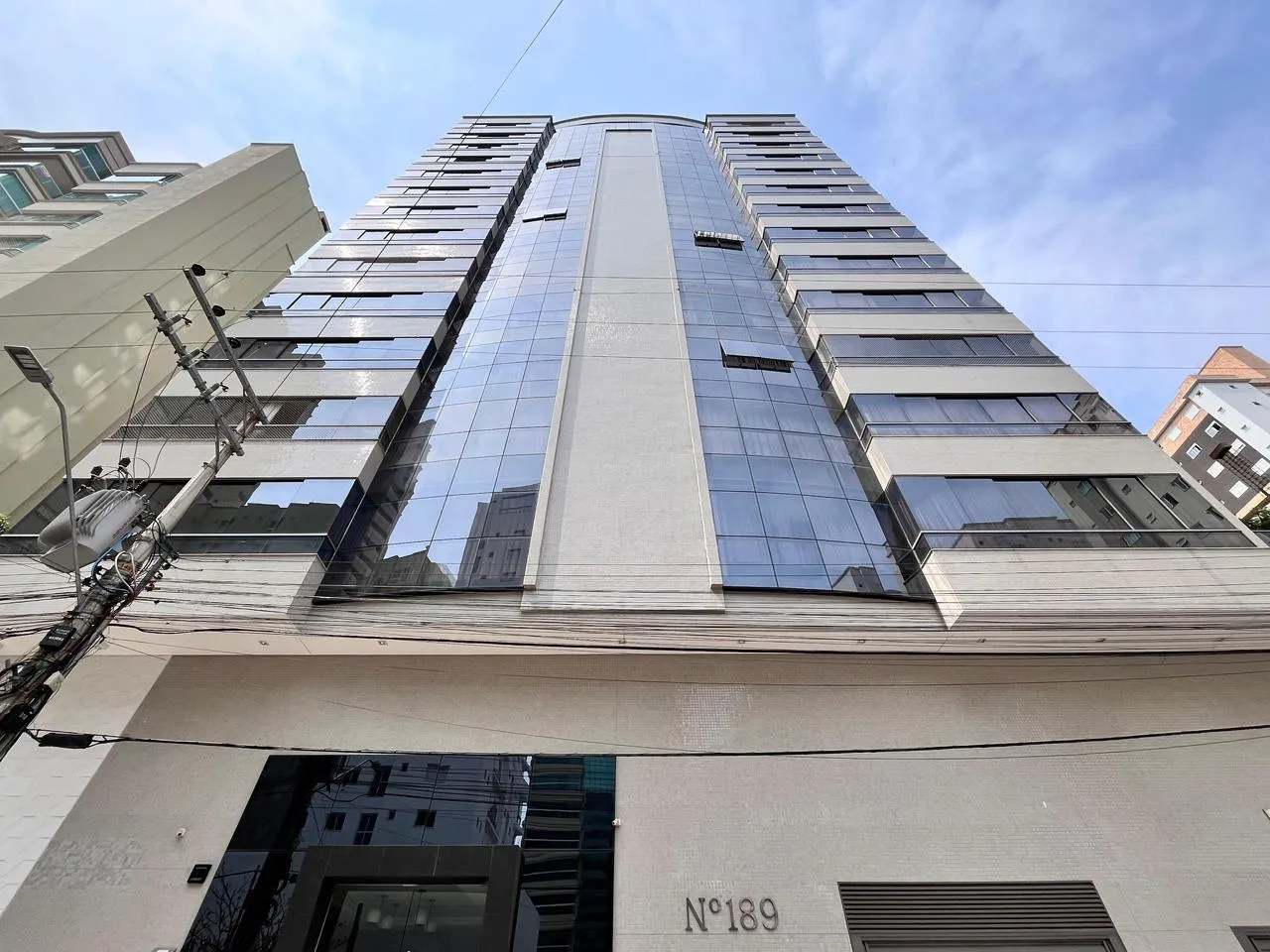 Foto do imóvel Apartamento à venda com 197m2 por R$ 4.000.000,00