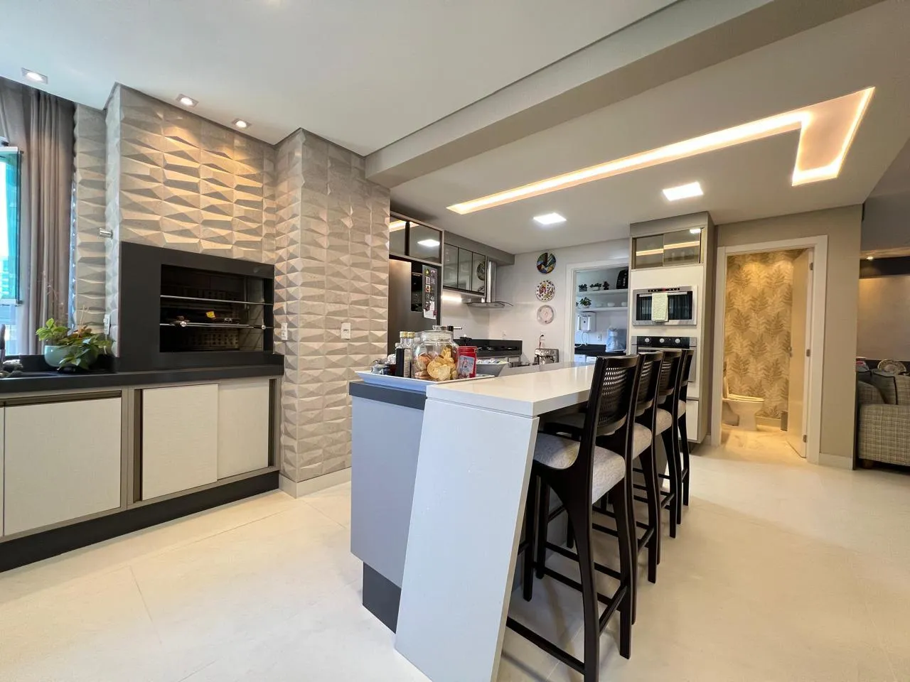 Imagem Apartamento à venda com 123m2 por R$ 1.798.000,00