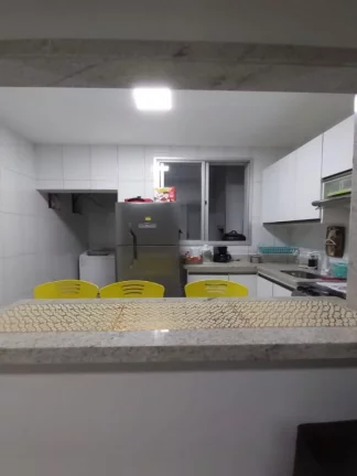 Imagem Belíssima casa linear em condomínio fechado toda reformada composta de 3 quartos sendo uma suíte varanda espaço gourmet com churrasqueira.