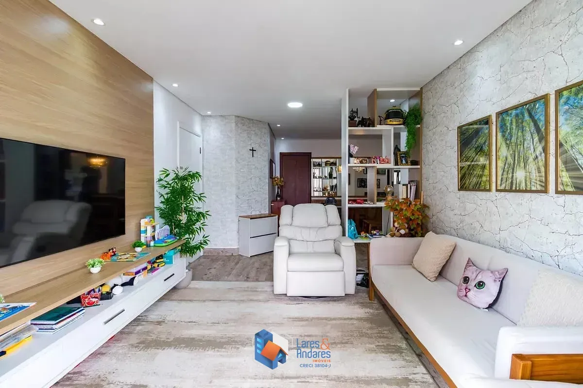 Imagem APTO À VENDA, COM 154M², 4 QUARTOS (1 SUÍTE), SACADA ENVIDRAÇADA, PISO EM PORCELANATO E PLANEJADOS EM TODOS AMBIENTES 8º ANDAR, 2 VAGAS VILA ANDRADE.