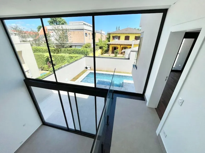 Imagem Sobrado de 560m² Localizado no Alphaville Res. Dois - Barueri - SP!