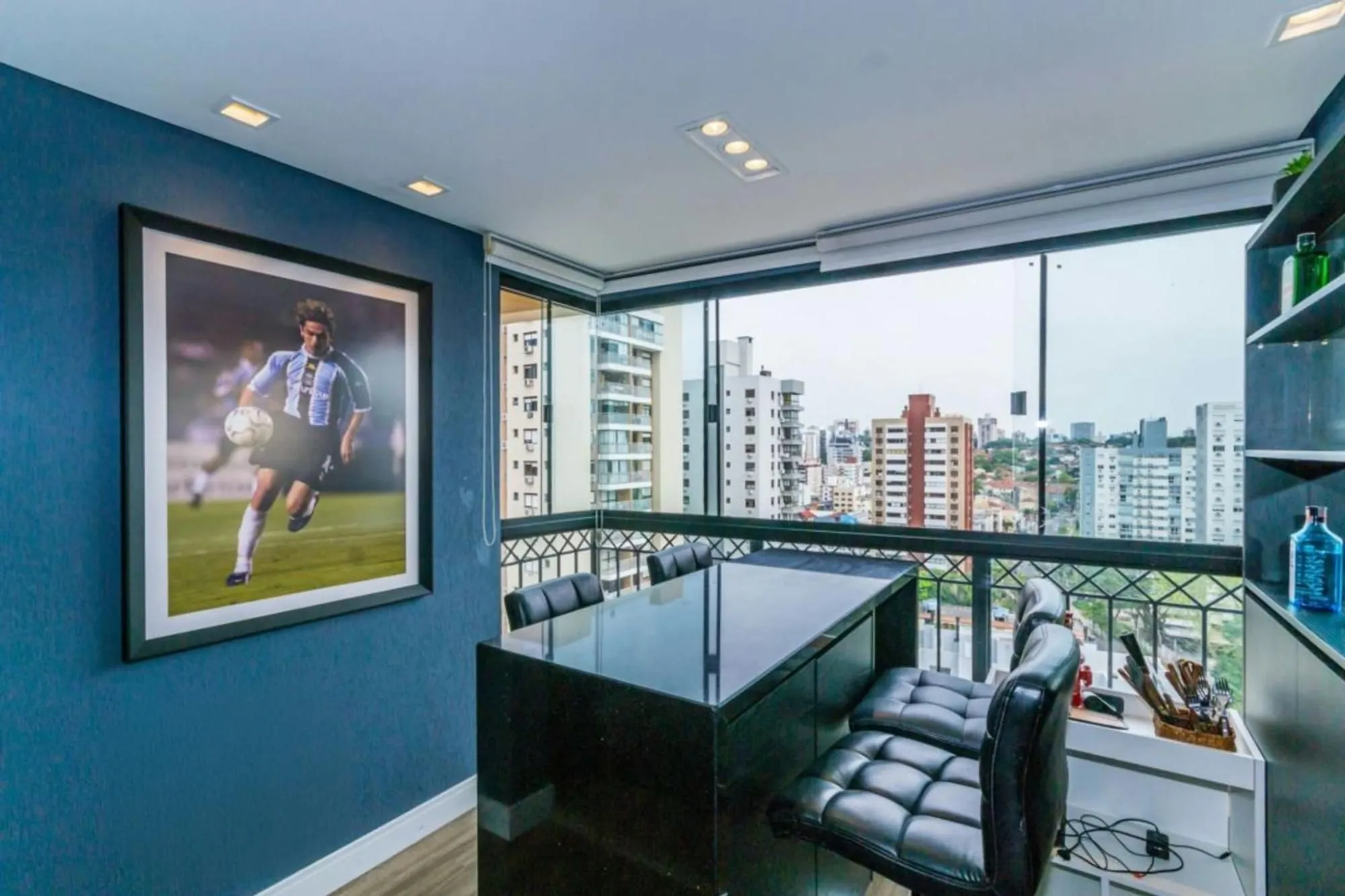 Imagem Apartamento de 3 dormitórios à venda em Passo D'areia, Porto Alegre.