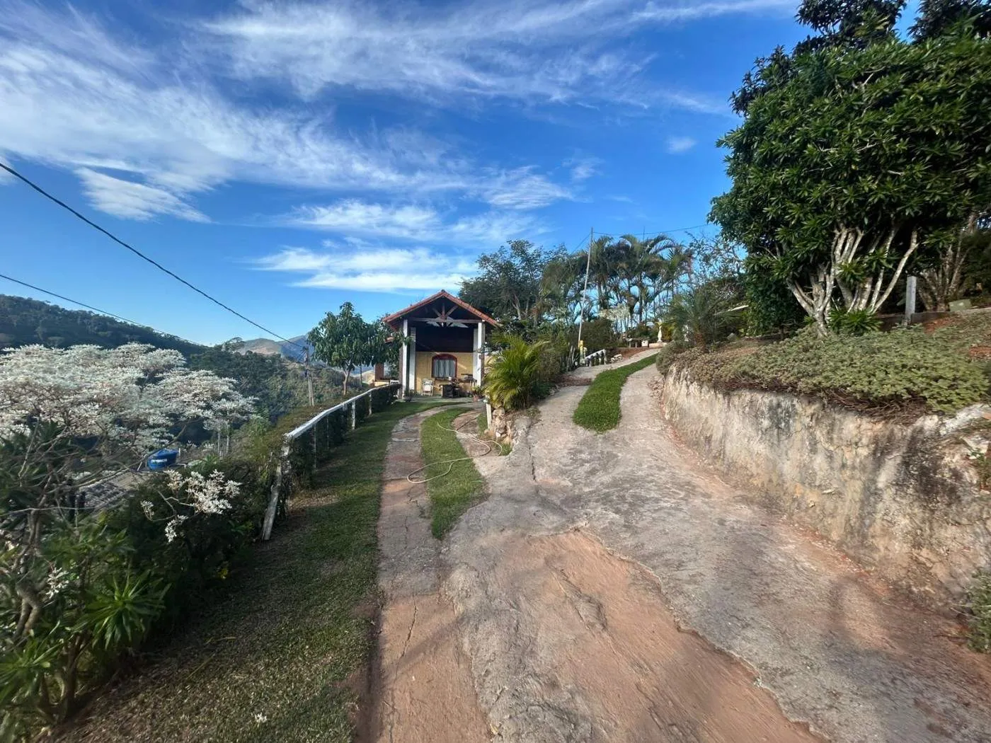 Imagem Casa em Condomínio para Venda em Petrópolis / RJ no bairro Pedro do Rio