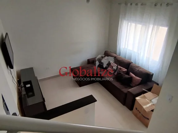 Imagem Sobrado com 3 banheiros, 1 social e 2 suítes com garagem privativa possui ar condicionado São Jorge -Santos R$425.000