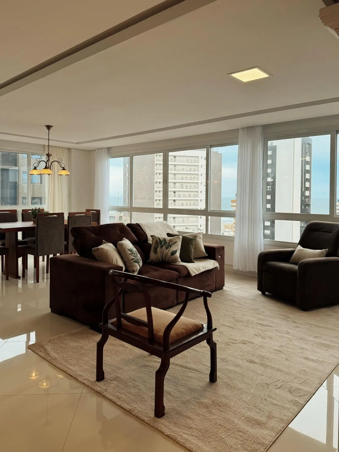 Imagem Apartamento à venda em Torres, Predial, com 3 quartos, 105.23m2