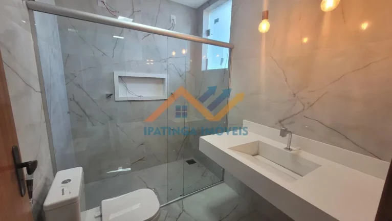 Imagem Casa Duplex no bairro Caravelas