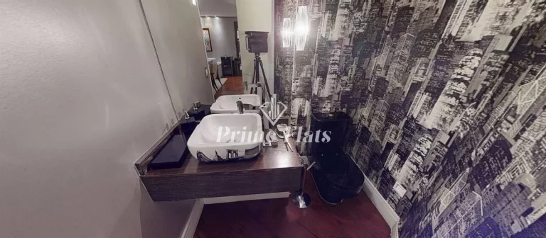 Imagem Flat disponível para locação no The Sutton House com 120m², 3 dormitórios e 2 vagas de garagem