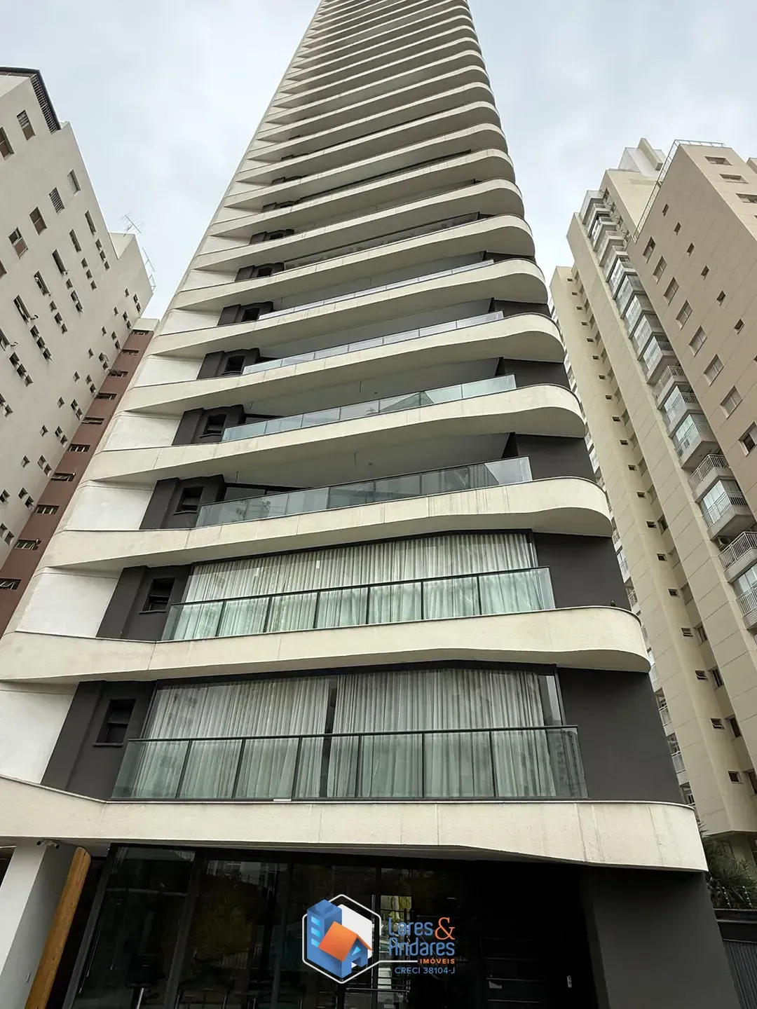 Imagem Apartamento para venda em Vila Olímpia com 3 quartos, sendo 3 suítes, 152m²